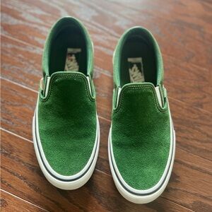 Suede Vans Pro slip ons